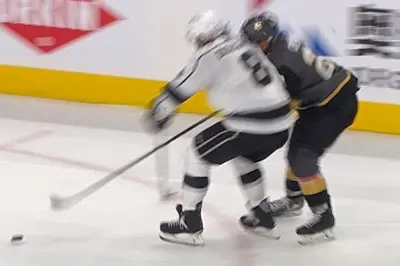 Drew Doughty check