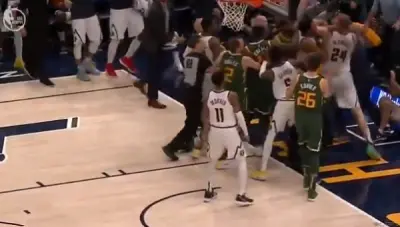 Mason Plumlee Derrick Favors