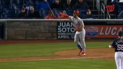 Bryce Harper bat flip