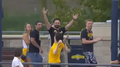Pirates fan