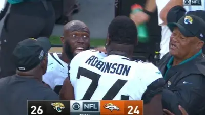 Leonard Fournette Cam Robinson