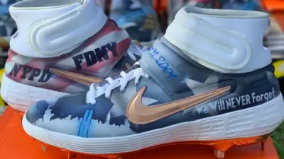Mets 911 cleats