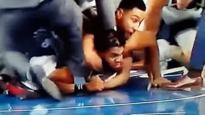 Ben Simmons Karl Towns tap