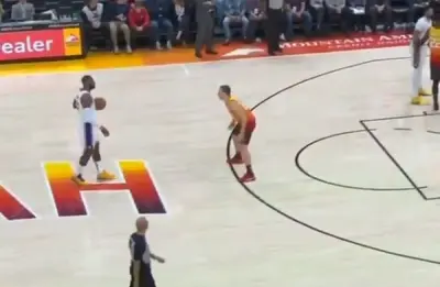 LeBron James travel Jazz
