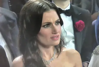 Idina Menzel reaction