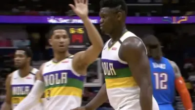 Zion Williamson Josh Hart high five