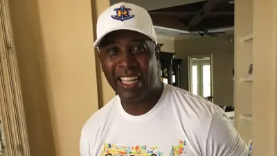 Charles Davis
