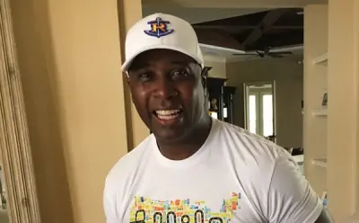 Charles Davis
