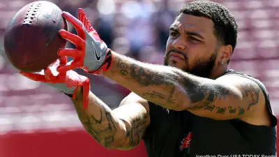 Mike Evans