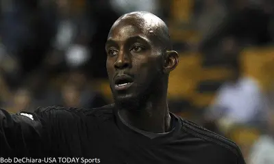 Kevin Garnett during warmups