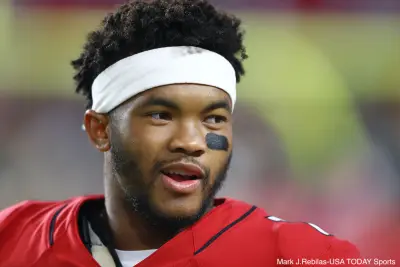 Kyler Murray with a headband