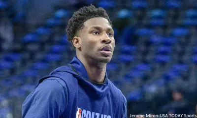 Jaren Jackson Jr warming up