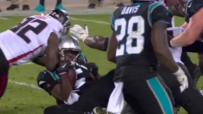 Teddy Bridgewater hit Charles Harris