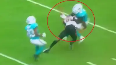Mike Thomas Jakeem Grant hit