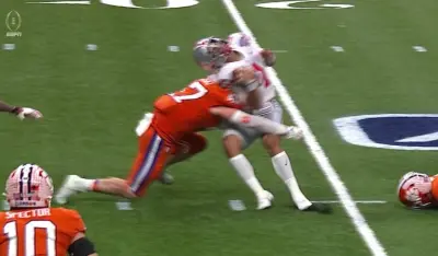James Skalski hit Justin Fields