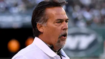 Jeff Fisher on sidelines