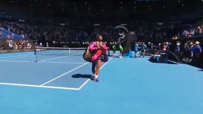 Serena Williams gesture