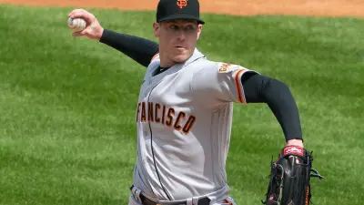 Anthony DeSclafani pitches