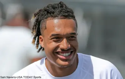 Kellen Mond smiles