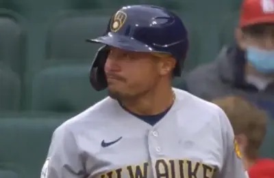 Kolten Wong crying