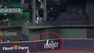 Jackie Bradley Jr catch