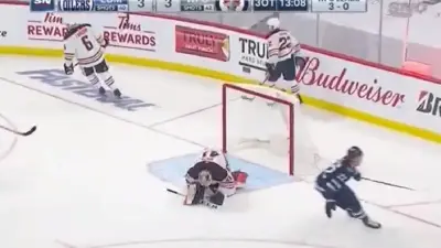 Kyle Connor goal