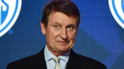 Wayne Gretzky looks ahead