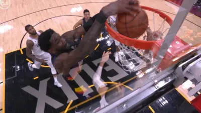 Deandre Ayton alley oop