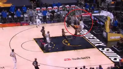 Giannis Antetokounmpo alley oop