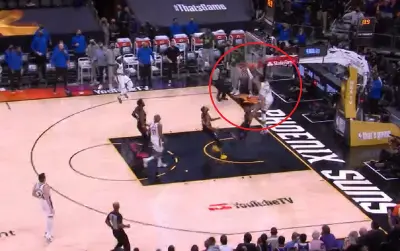 Giannis Antetokounmpo alley oop