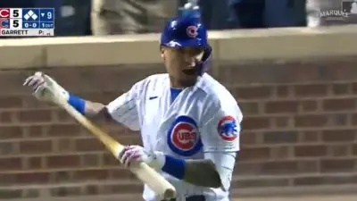 Javy Baez taunting
