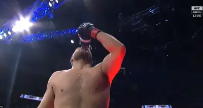 Tai Tuivasa shoey