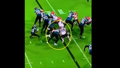 Tim Tebow block