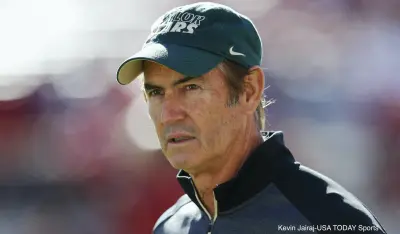 Art Briles coaches at Baylor