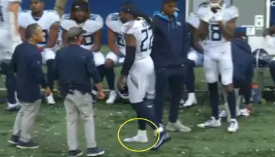 Derrick Henry tests an injury
