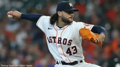 Lance McCullers delivers a pitch
