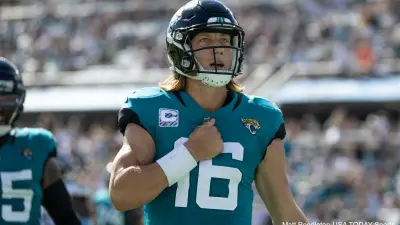 Trevor Lawrence celebrates