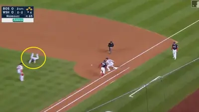 Enrique Hernandez play