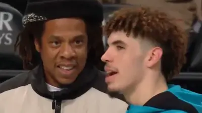 LaMelo Ball and Jay-Z talking
