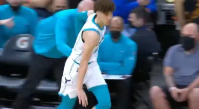 LaMelo Ball taunting an opponent