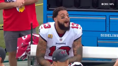 Mike Evans Tom Brady reaction