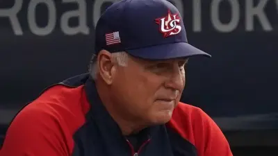 Mike Scioscia in the dugout