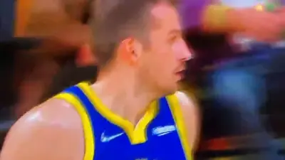 Nemanja Bjelica looking like David Lee