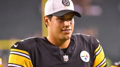 Mason Rudolph in pads