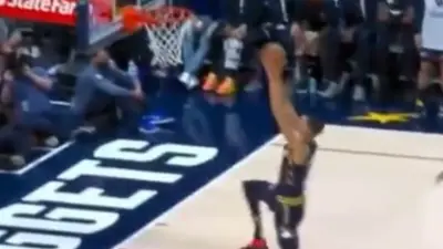 Michael Porter Jr missing a layup