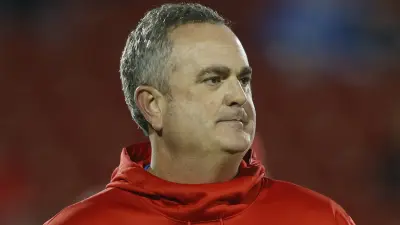 Sonny Dykes during pregame