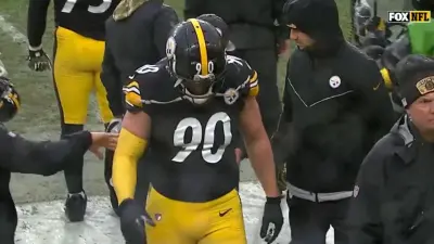TJ Watt hobbles to the sideline
