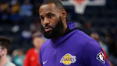 LeBron James warming up