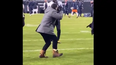 Adam Schefter does The Griddy