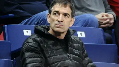 John Stockton at a Gonzaga game